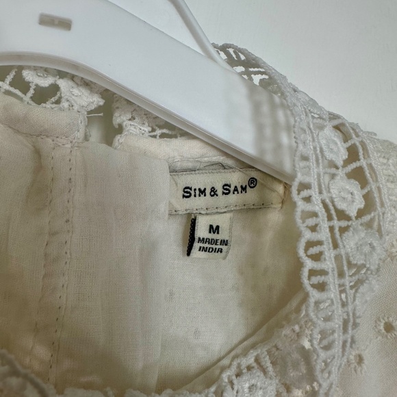 Sim & Sam Women's Cream High Collar Lace Blouse Medium - Picture 2 of 6